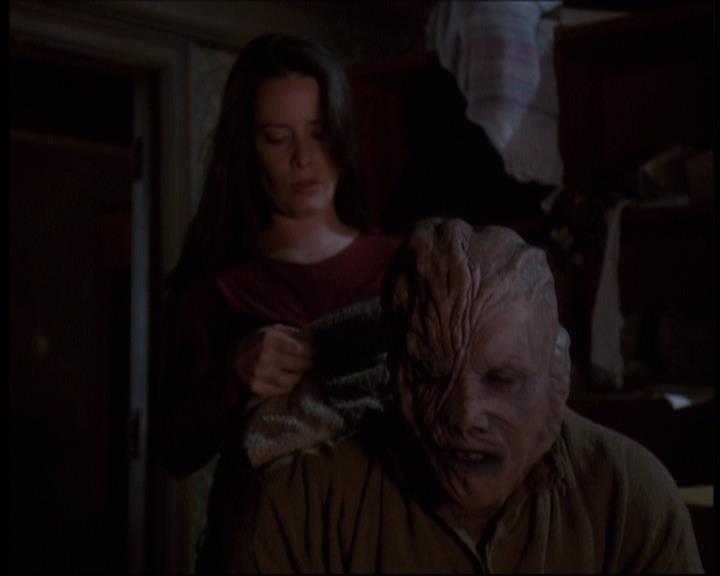 Charmed-Online-dot-609LittleMonsters1869.jpg Charmed-Online-dot-609LittleMonsters1869.jpg