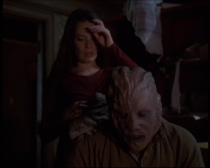 Charmed-Online-dot-609LittleMonsters1871.jpg Charmed-Online-dot-609LittleMonsters1871.jpg