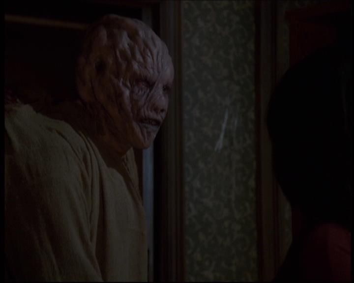 Charmed-Online-dot-609LittleMonsters1916.jpg Charmed-Online-dot-609LittleMonsters1916.jpg