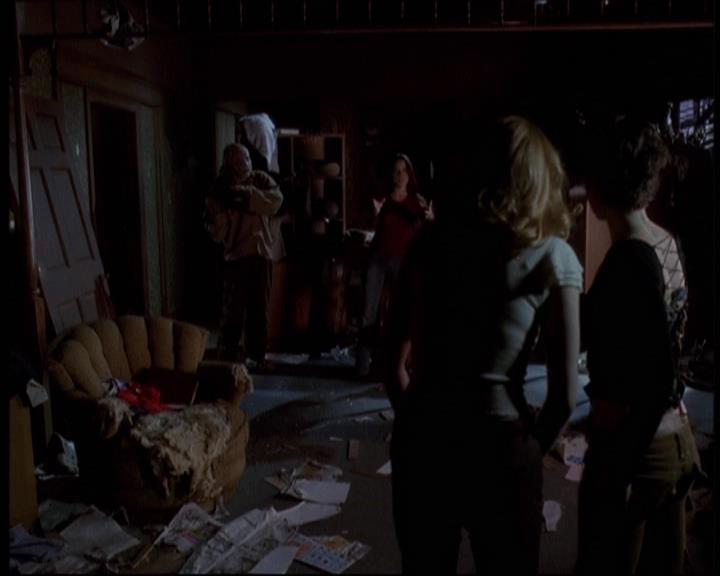 Charmed-Online-dot-609LittleMonsters1922.jpg Charmed-Online-dot-609LittleMonsters1922.jpg