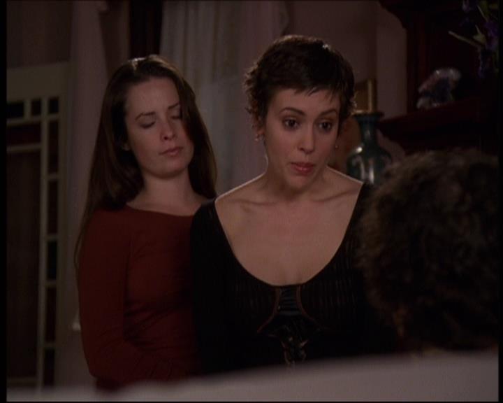 Charmed-Online-dot-609LittleMonsters2010.jpg