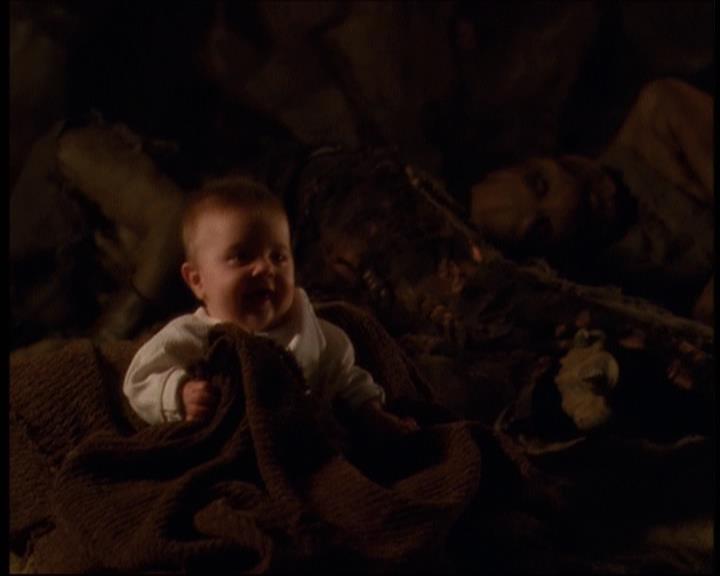 Charmed-Online-dot-609LittleMonsters2037.jpg Charmed-Online-dot-609LittleMonsters2037.jpg