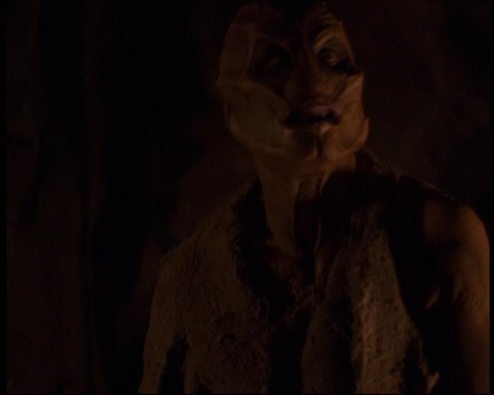 Charmed-Online-dot-609LittleMonsters2072.jpg Charmed-Online-dot-609LittleMonsters2072.jpg