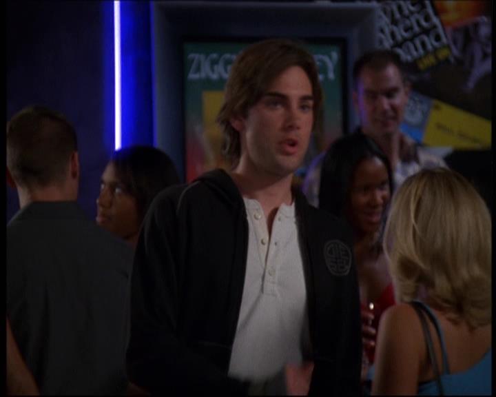 Charmed-Online-dot-610Chris-Crossed0118.jpg