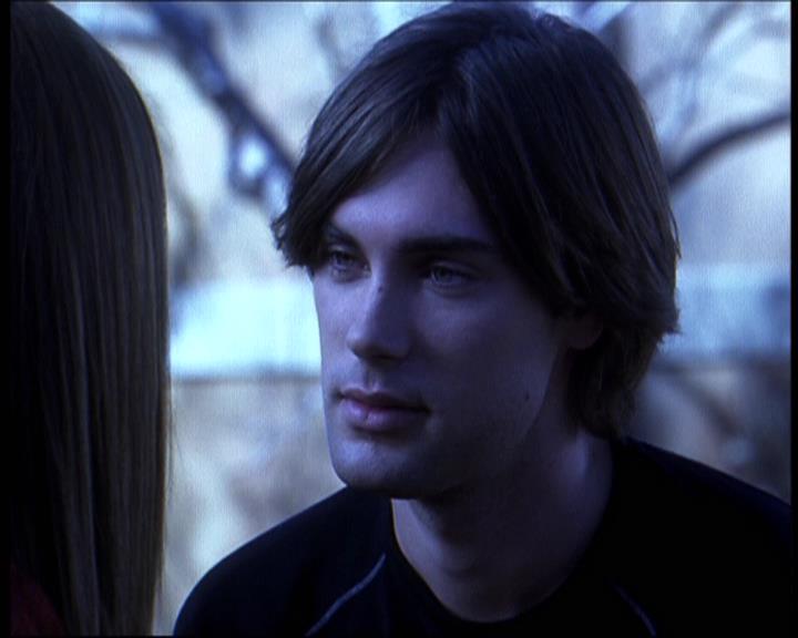 Charmed-Online-dot-610Chris-Crossed0431.jpg