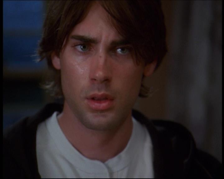 Charmed-Online-dot-610Chris-Crossed0490.jpg