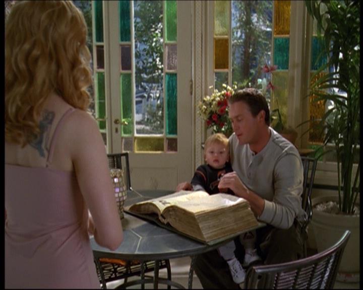 Charmed-Online-dot-610Chris-Crossed0578.jpg