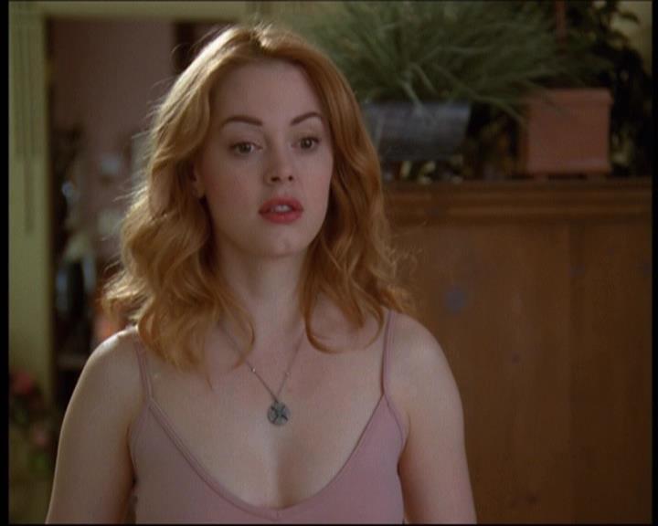 Charmed-Online-dot-610Chris-Crossed0599.jpg