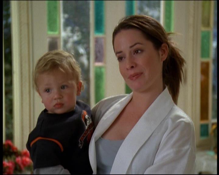 Charmed-Online-dot-610Chris-Crossed0643.jpg