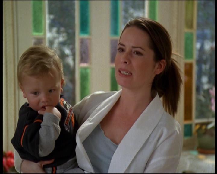 Charmed-Online-dot-610Chris-Crossed0655.jpg