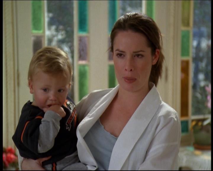Charmed-Online-dot-610Chris-Crossed0659.jpg
