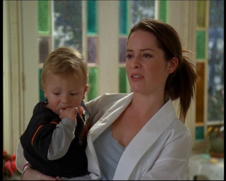 Charmed-Online-dot-610Chris-Crossed0663.jpg