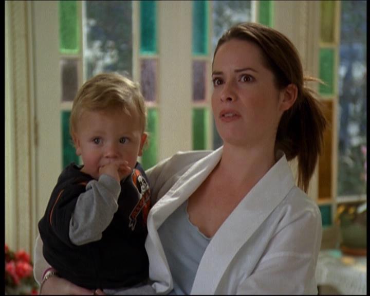 Charmed-Online-dot-610Chris-Crossed0666.jpg