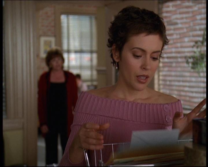 Charmed-Online-dot-610Chris-Crossed0694.jpg
