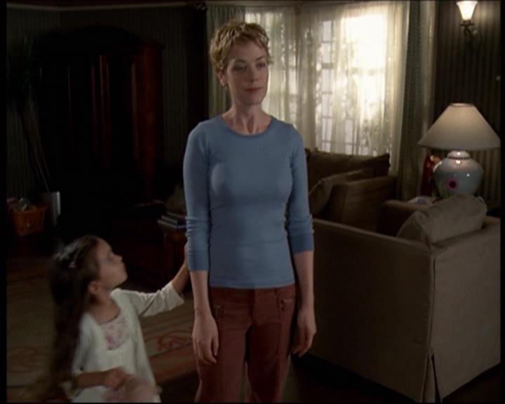Charmed-Online-dot-610Chris-Crossed0784.jpg
