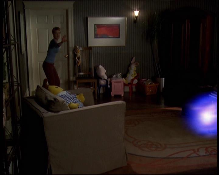 Charmed-Online-dot-610Chris-Crossed0796.jpg