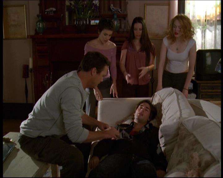 Charmed-Online-dot-610Chris-Crossed0925.jpg