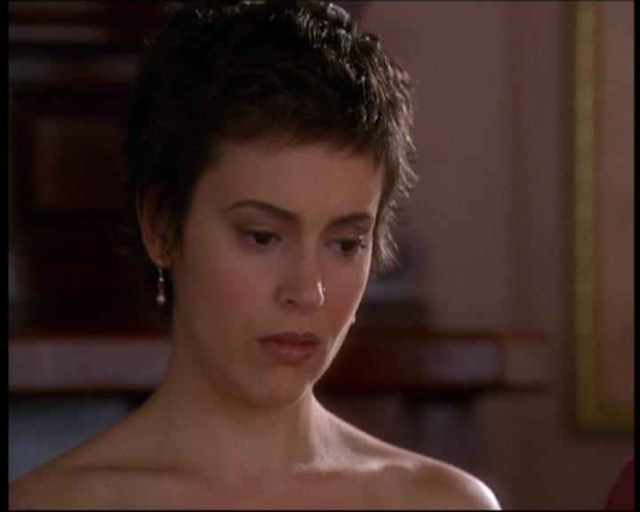 Charmed-Online-dot-610Chris-Crossed0952.jpg