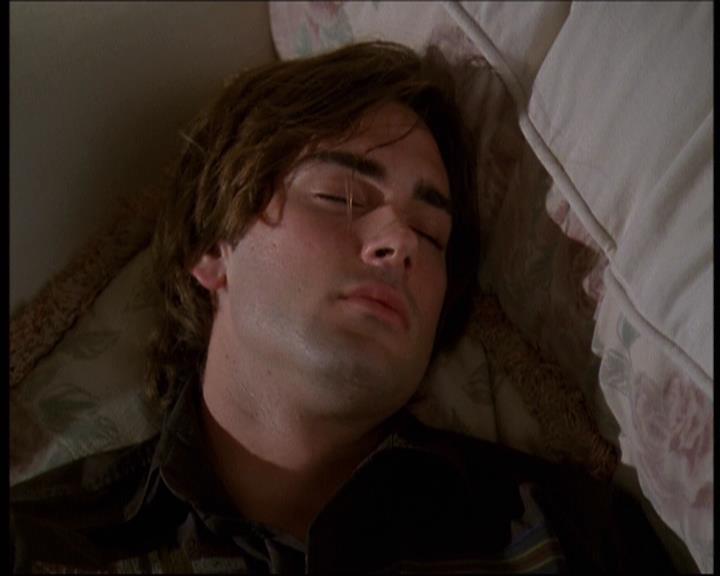Charmed-Online-dot-610Chris-Crossed0966.jpg