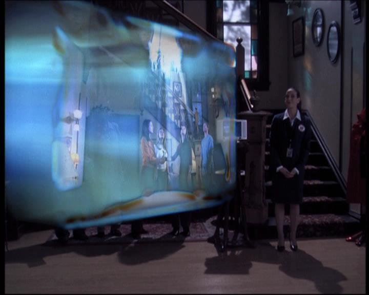 Charmed-Online-dot-610Chris-Crossed1055.jpg
