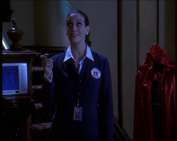 Charmed-Online-dot-610Chris-Crossed1074.jpg