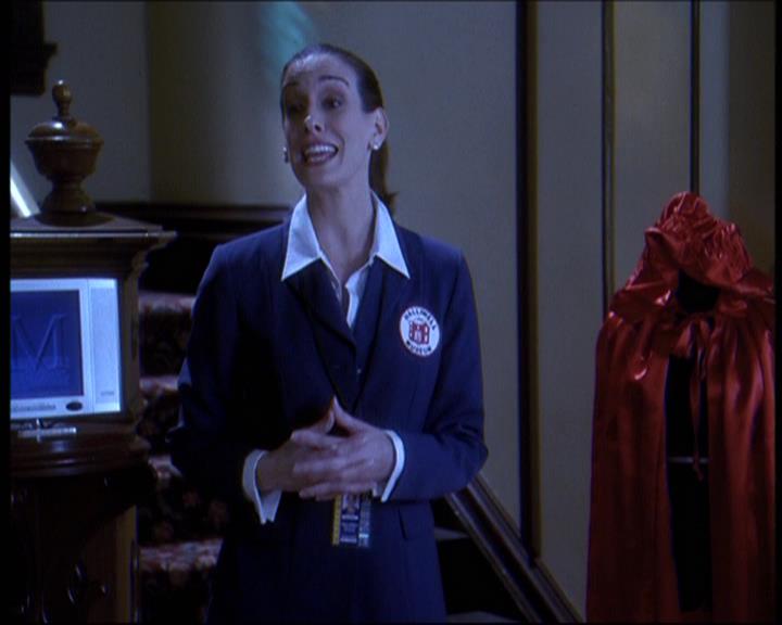 Charmed-Online-dot-610Chris-Crossed1079.jpg