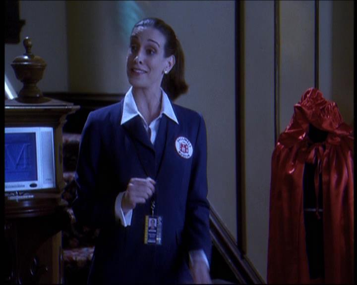 Charmed-Online-dot-610Chris-Crossed1083.jpg