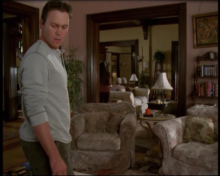 Charmed-Online-dot-610Chris-Crossed1313.jpg