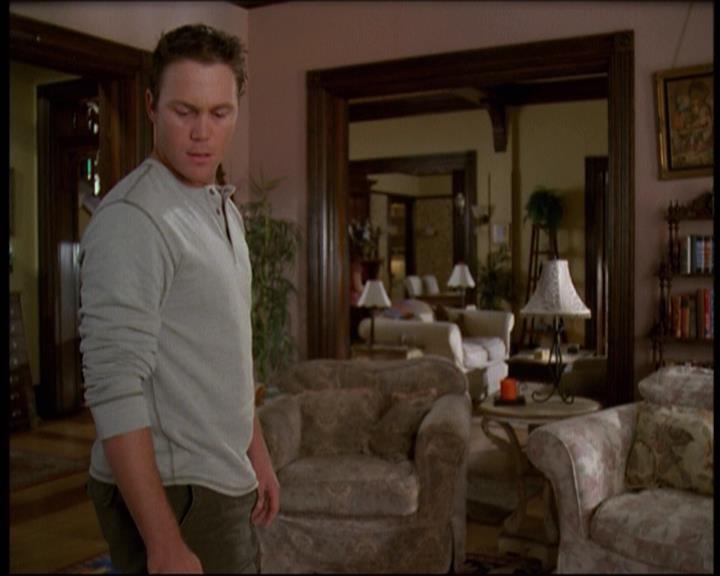 Charmed-Online-dot-610Chris-Crossed1315.jpg
