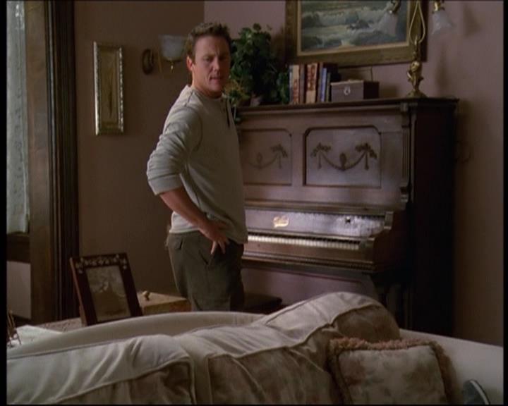 Charmed-Online-dot-610Chris-Crossed1400.jpg