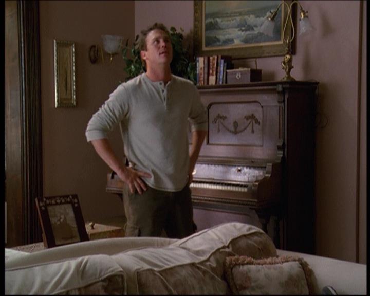 Charmed-Online-dot-610Chris-Crossed1402.jpg