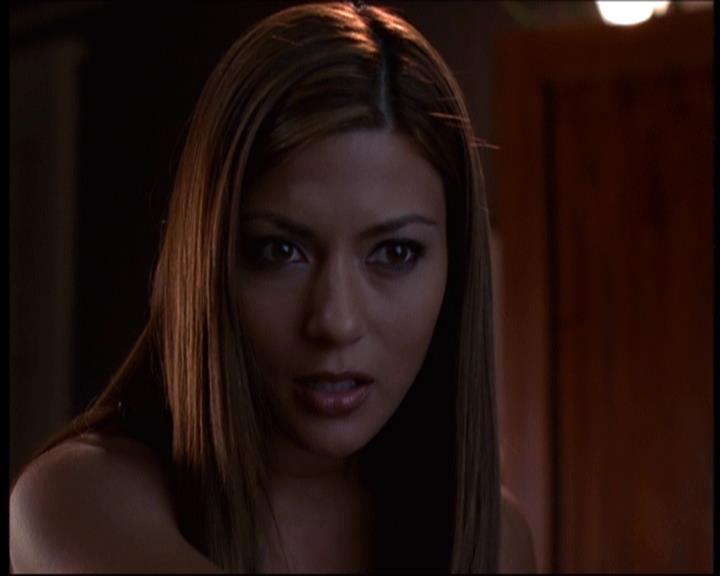 Charmed-Online-dot-610Chris-Crossed1541.jpg