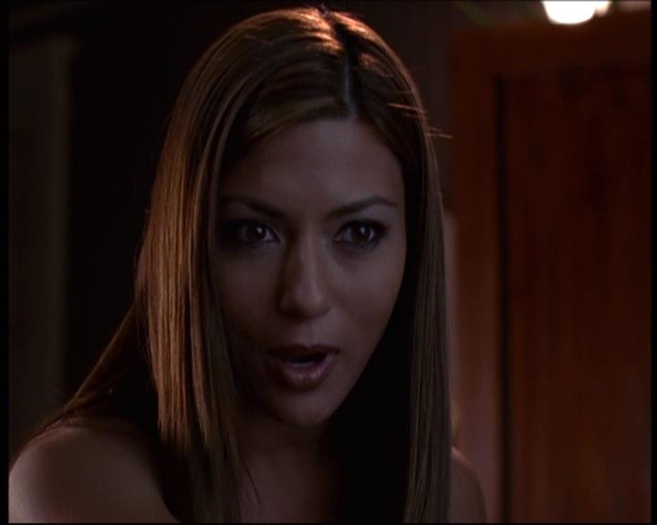 Charmed-Online-dot-610Chris-Crossed1543.jpg