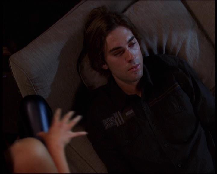 Charmed-Online-dot-610Chris-Crossed1549.jpg