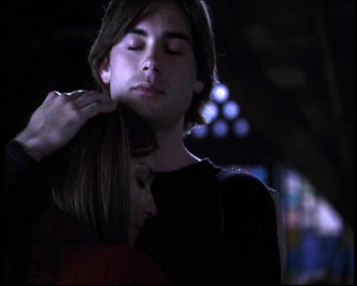 Charmed-Online-dot-610Chris-Crossed1641.jpg