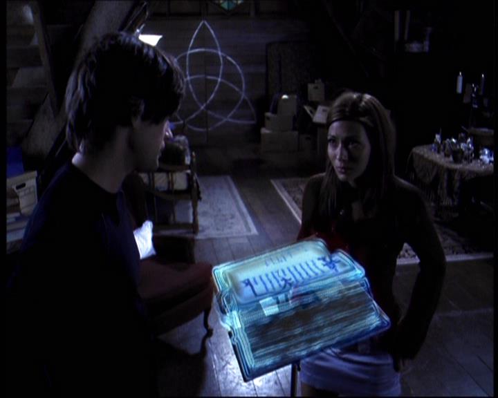 Charmed-Online-dot-610Chris-Crossed1662.jpg