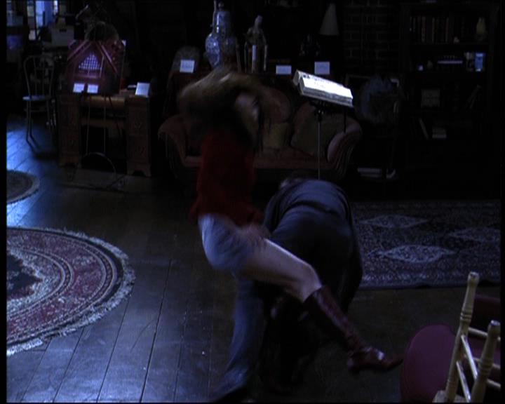 Charmed-Online-dot-610Chris-Crossed1712.jpg