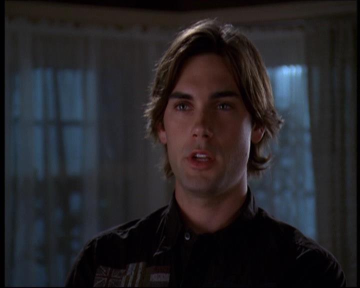 Charmed-Online-dot-610Chris-Crossed1719.jpg