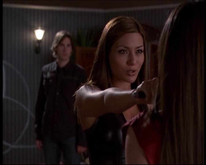Charmed-Online-dot-610Chris-Crossed1774.jpg
