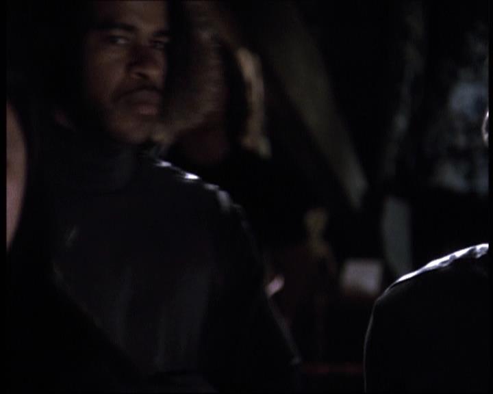 Charmed-Online-dot-610Chris-Crossed1848.jpg