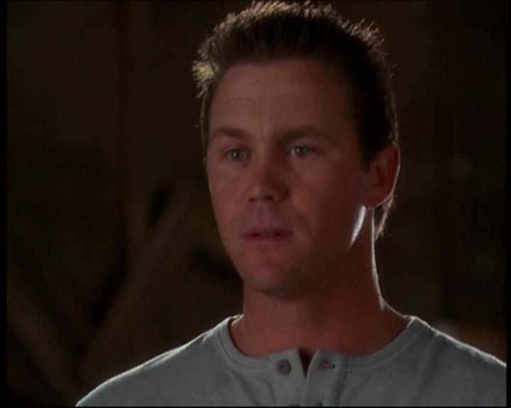 Charmed-Online-dot-610Chris-Crossed1906.jpg