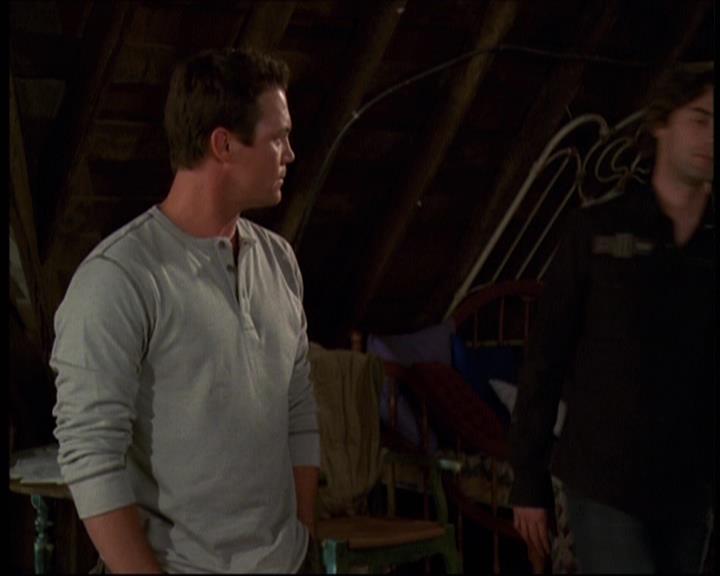 Charmed-Online-dot-610Chris-Crossed2228.jpg