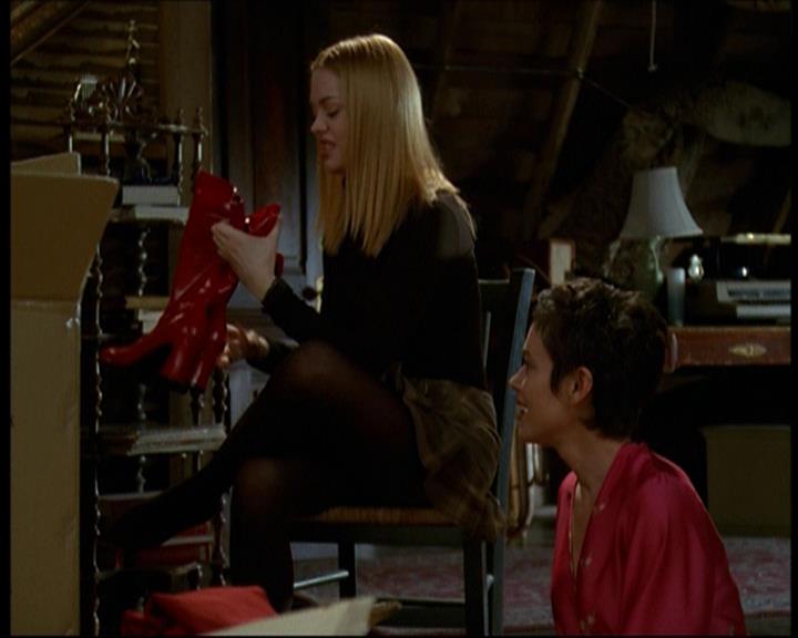 Charmed-Online-dot-611WitchStock0422.jpg Charmed-Online-dot-611WitchStock0422.jpg