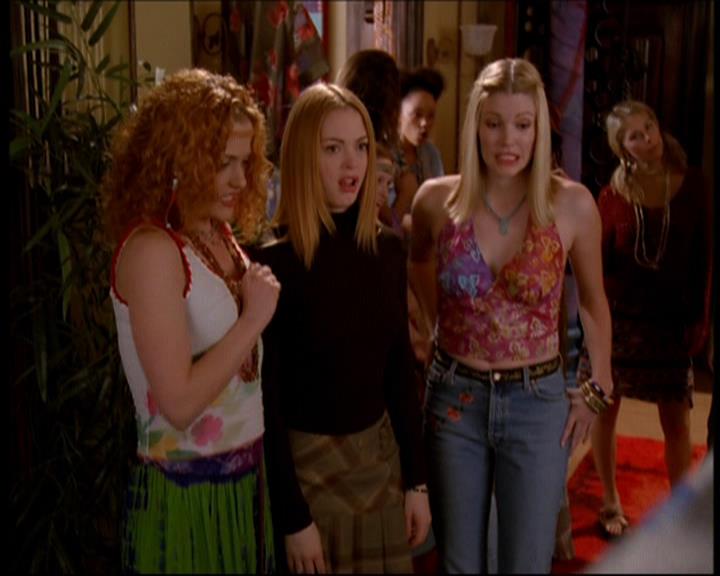 Charmed-Online-dot-611WitchStock0653.jpg Charmed-Online-dot-611WitchStock0653.jpg