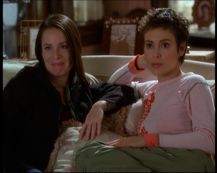 Charmed-Online-dot-611WitchStock0972.jpg Charmed-Online-dot-611WitchStock0972.jpg