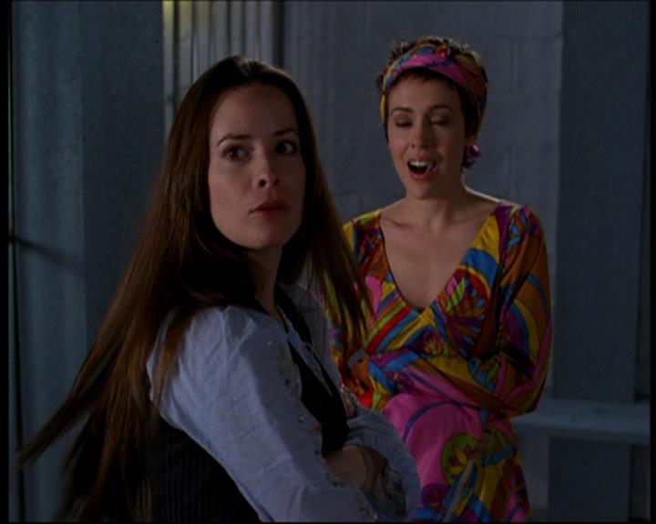 Charmed-Online-dot-611WitchStock1227.jpg Charmed-Online-dot-611WitchStock1227.jpg