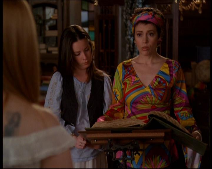 Charmed-Online-dot-611WitchStock1694.jpg