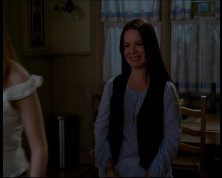 Charmed-Online-dot-611WitchStock2193.jpg Charmed-Online-dot-611WitchStock2193.jpg