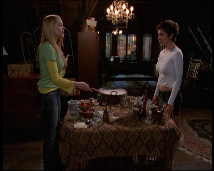 Charmed-Online-dot-612PrinceCharmed0465.jpg Charmed-Online-dot-612PrinceCharmed0465.jpg