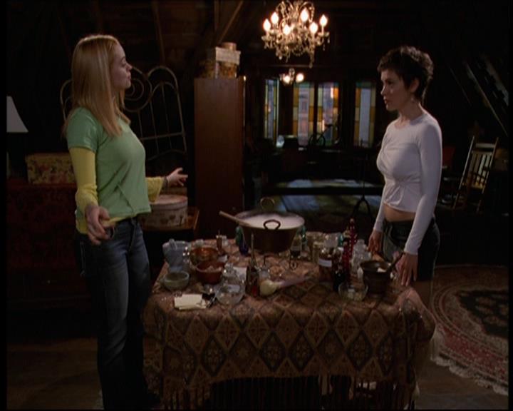 Charmed-Online-dot-612PrinceCharmed0467.jpg Charmed-Online-dot-612PrinceCharmed0467.jpg